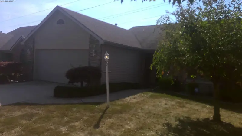 Property photo: 12219 BLACEBERRY DR