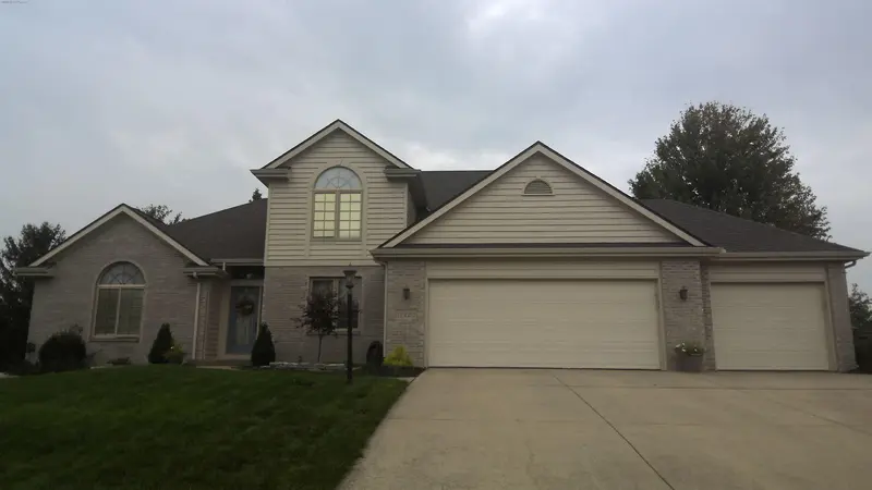 Property photo: 12220 WATERSIDE CT