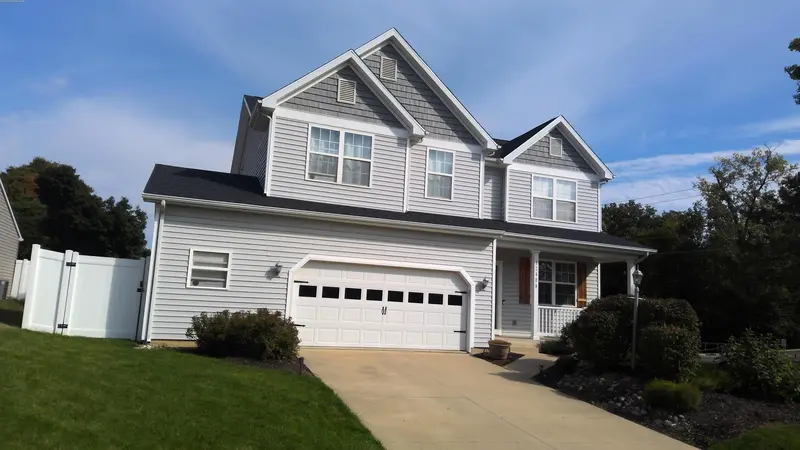 Property photo: 12408 IVANHOE LN