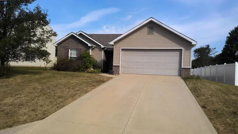 Property photo: 12420 IVANHOE LN