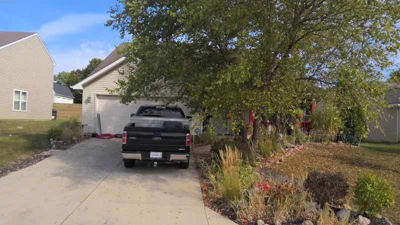 Property photo: 12506 IVANHOE LN