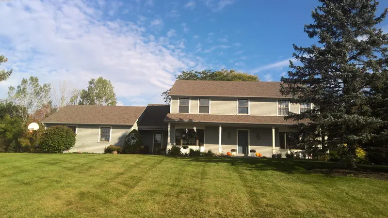 Property photo: 12520 CRABAPPLE PL