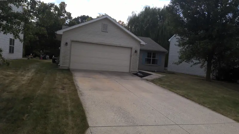 Property photo: 12617 BRAVEHEART DR