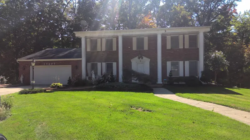 Property photo: 13207 RAVINE TRL