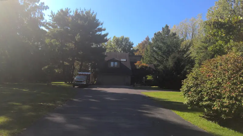 Property photo: 13819 CLIFTGATE PASS