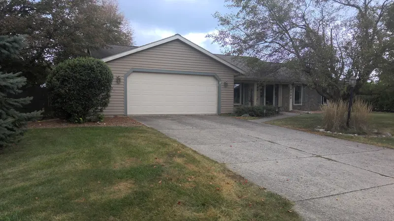 Property photo: 4204 LIVE OAK BLVD