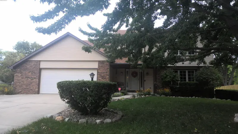 Property photo: 4217 HOLLY TREE PL