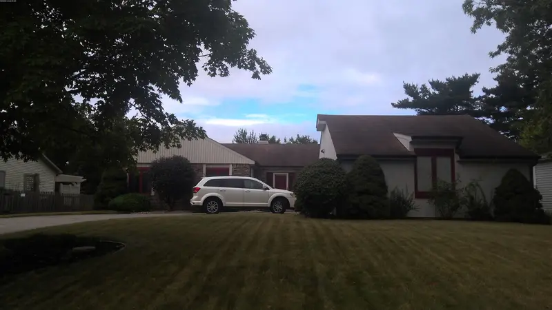 Property photo: 4302 HOLLY TREE PL