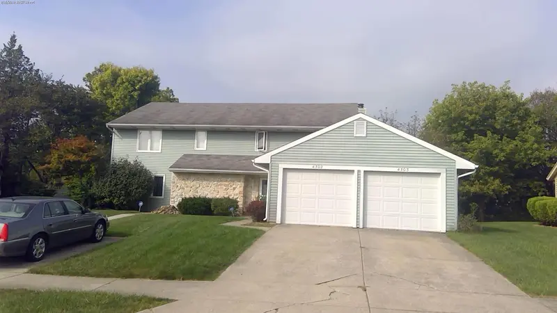 Property photo: 4302 WHALERS CV