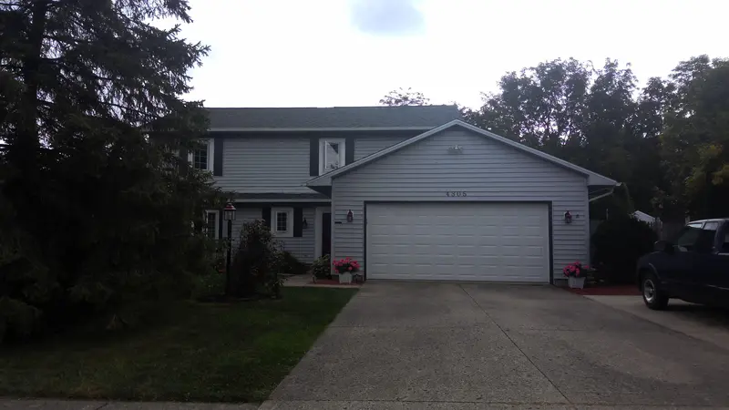 Property photo: 4305 LIVE OAK BLVD