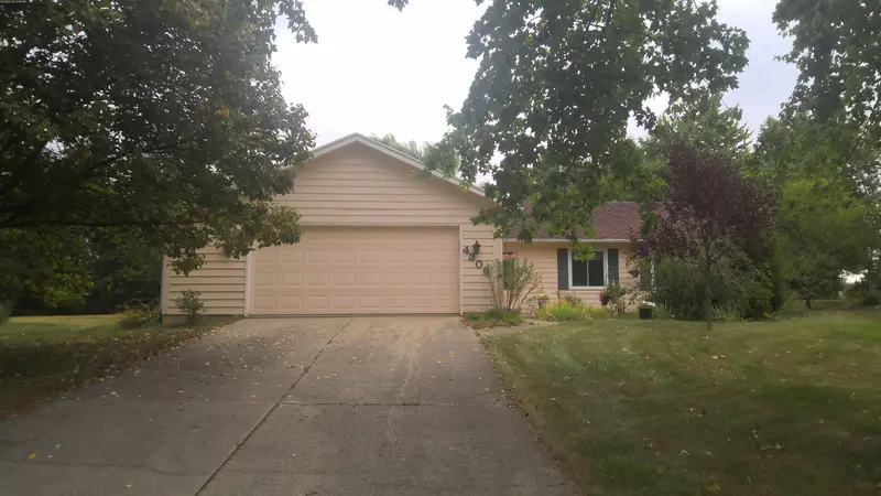 Property photo: 4309 LOCUST SPRING PL
