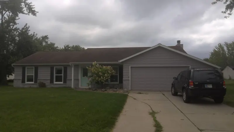 Property photo: 4311 ABOITE LAKE DR