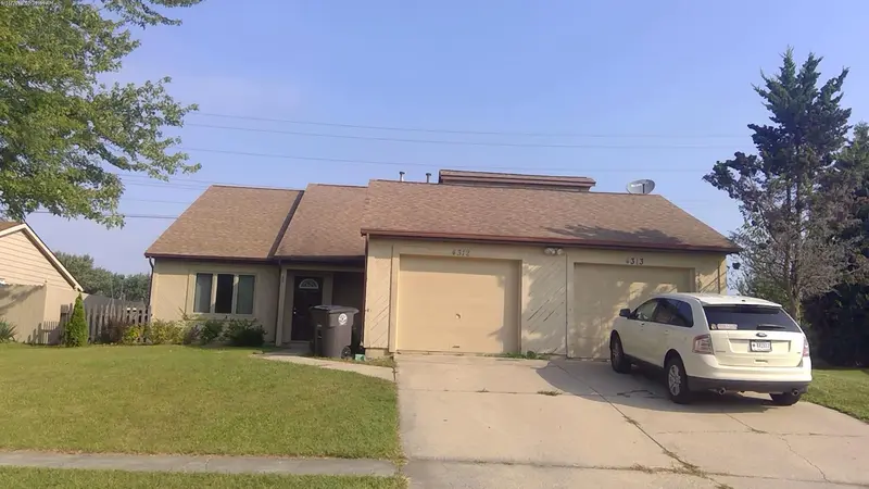 Property photo: 4312 WHALERS CV