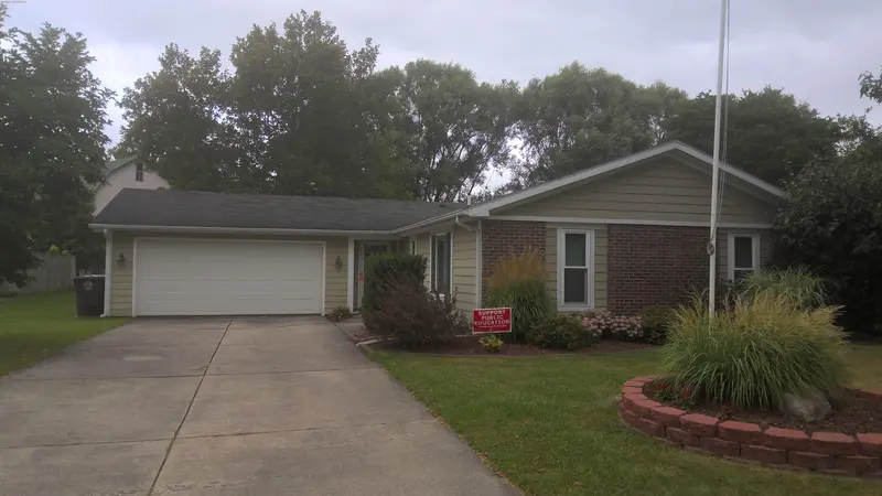 Property photo: 4314 ABOITE LAKE DR