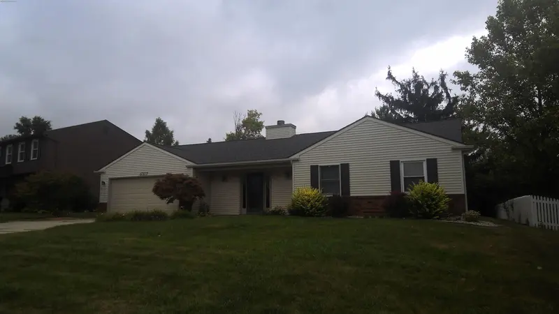 Property photo: 4317 HOLLY TREE PL