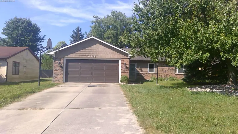 Property photo: 4318 LOCUST SPRING PL