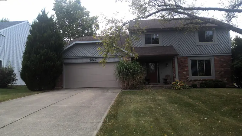 Property photo: 4327 LOCUST SPRING PL