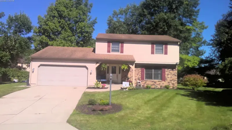 Property photo: 4401 ISLEVIEW CV