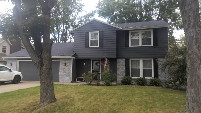 Property photo: 4404 ABOITE LAKE DR