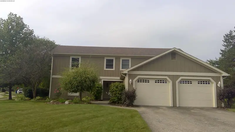 Property photo: 4404 BRIDGETOWN RUN