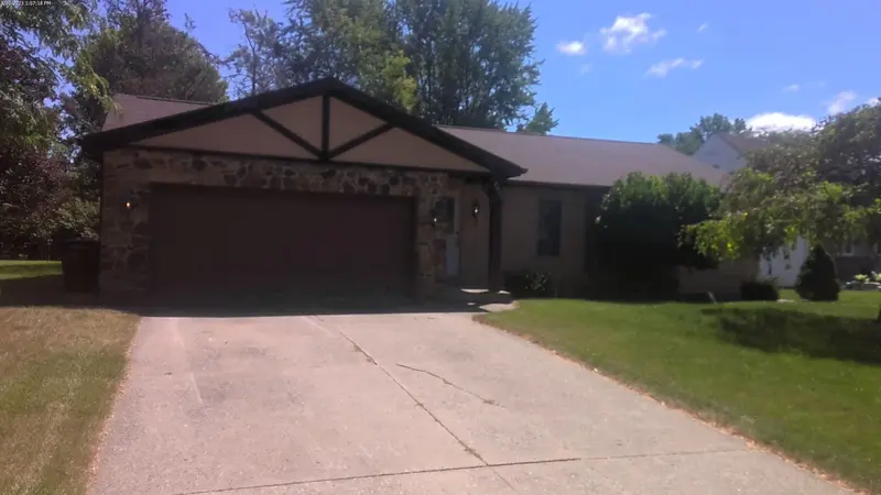 Property photo: 4405 BRIDGETOWN RUN