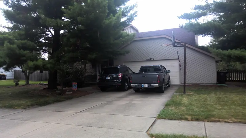 Property photo: 4407 LIVE OAK BLVD