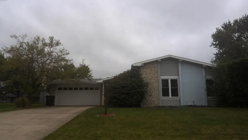 Property photo: 4410 TURF LN