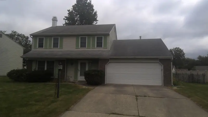 Property photo: 4413 ABOITE LAKE DR