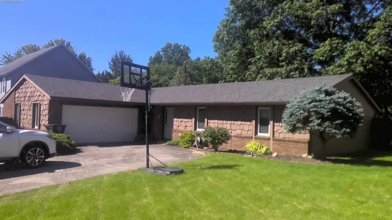 Property photo: 4416 ISLEVIEW CV