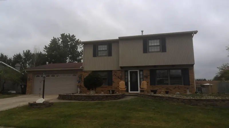 Property photo: 4418 TURF LN