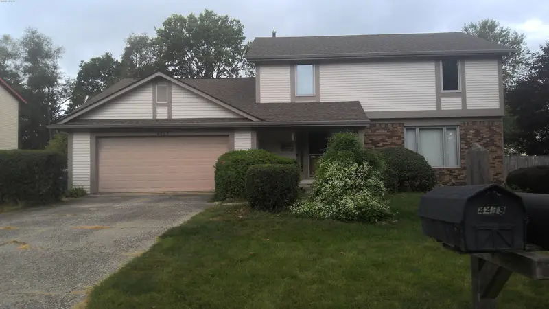 Property photo: 4422 LIVE OAK BLVD