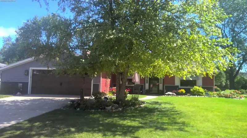 Property photo: 4425 BRIDGETOWN RUN