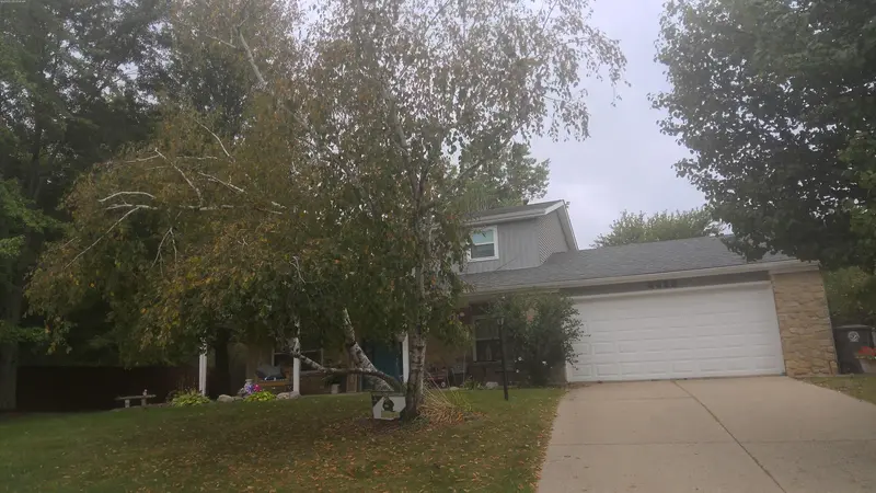 Property photo: 4426 TURF LN