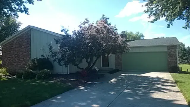 Property photo: 4434 ABOITE LAKE DR