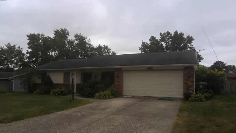 Property photo: 4438 ABOITE LAKE DR