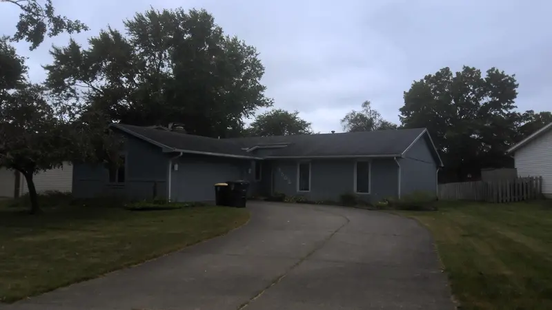 Property photo: 4502 ABOITE LAKE DR