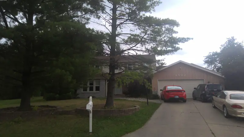 Property photo: 4502 WILLIAMSBURG CT