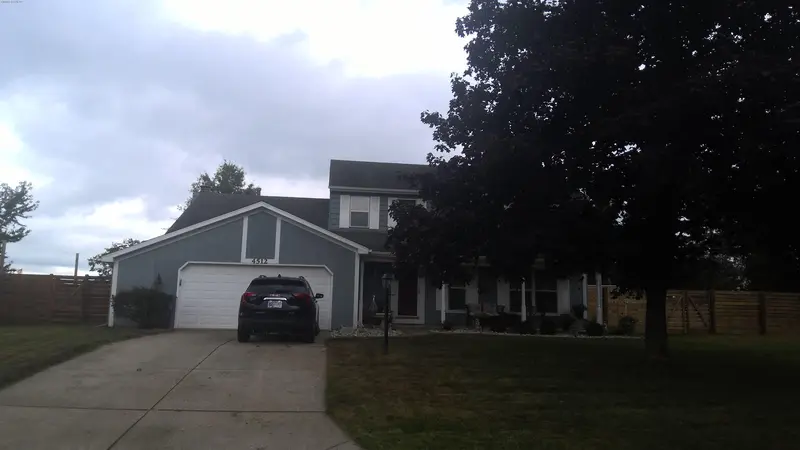 Property photo: 4512 WILLIAMSBURG CT