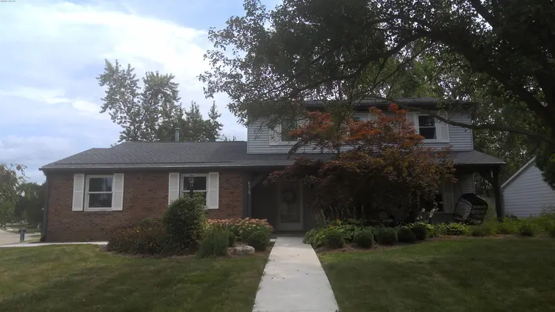 Property photo: 4519 MIRROR LIGHT PL