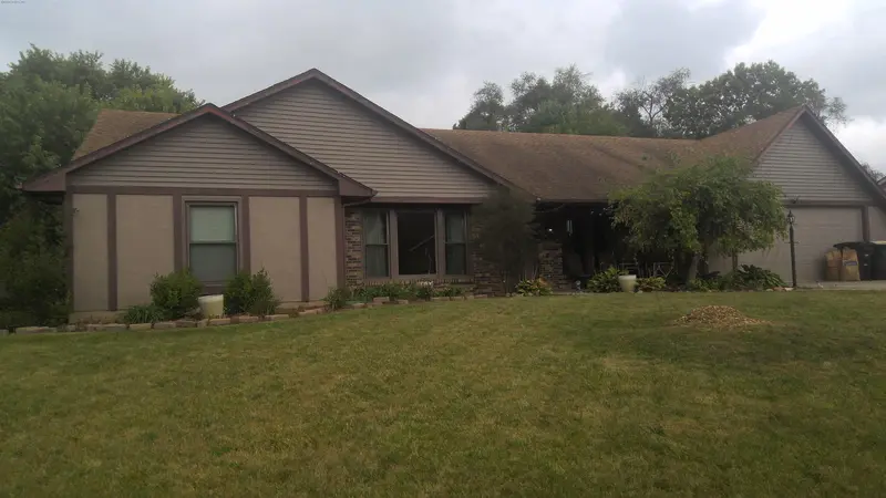 Property photo: 4520 LIVE OAK BLVD