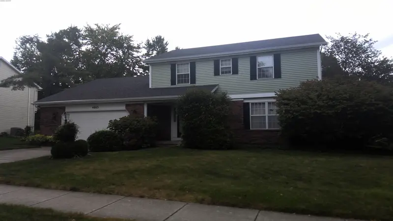 Property photo: 4603 LIVE OAK BLVD