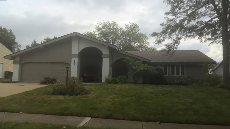 Property photo: 4605 WEATHERSIDE RUN