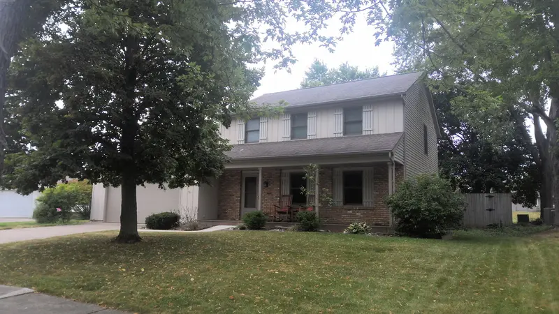 Property photo: 4606 ABOITE LAKE DR