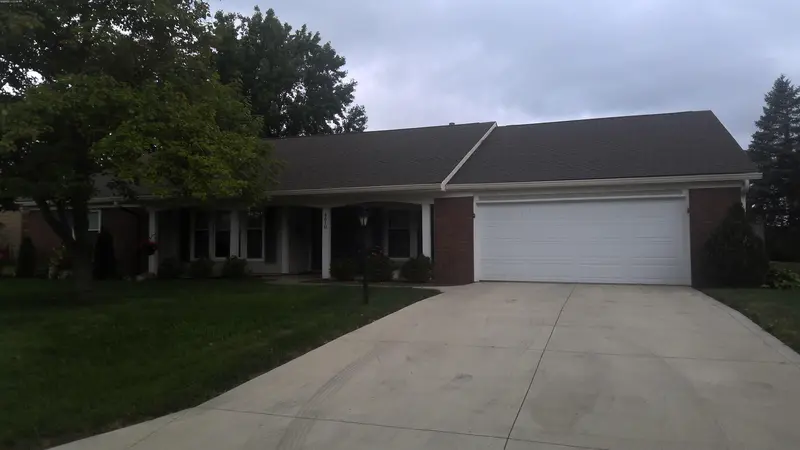 Property photo: 4610 WILLIAMSBURG CT
