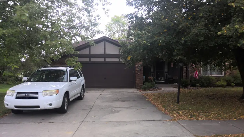 Property photo: 4611 LIVE OAK BLVD