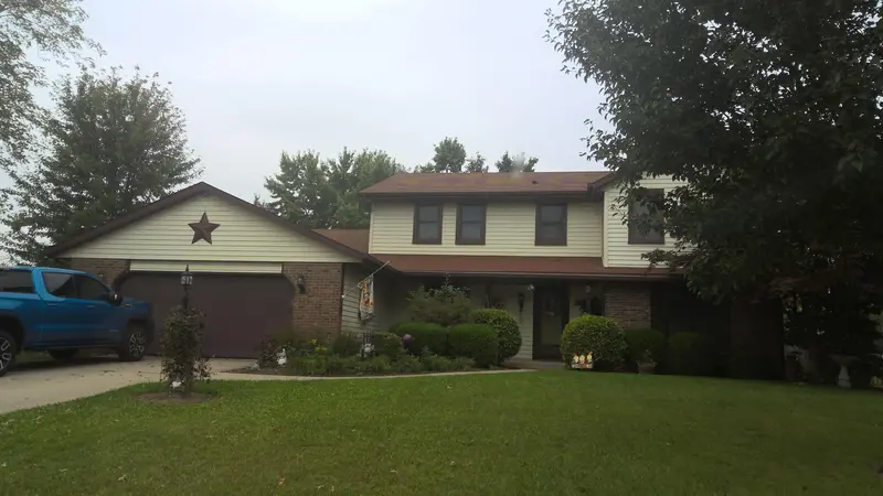 Property photo: 4616 LIVE OAK BLVD