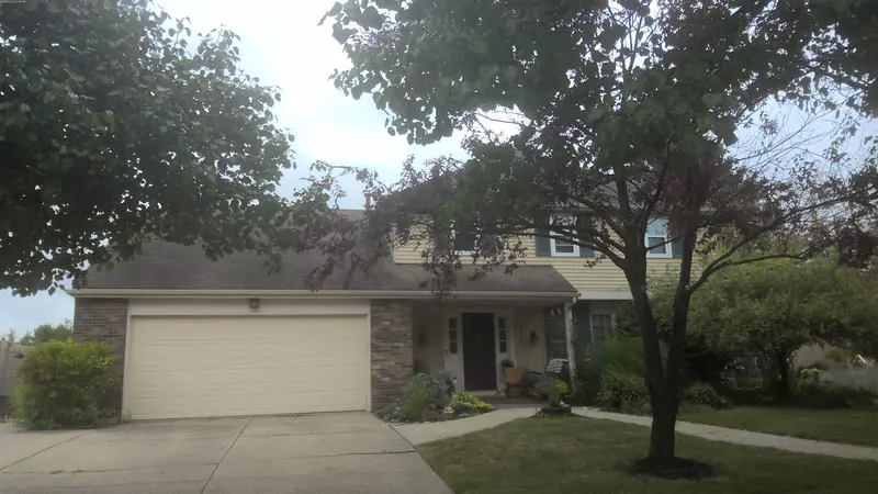 Property photo: 4704 WEATHERSIDE RUN