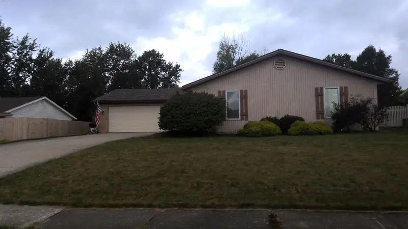 Property photo: 4716 BLUE WATER CT