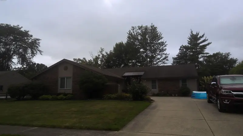 Property photo: 4722 ABOITE LAKE DR