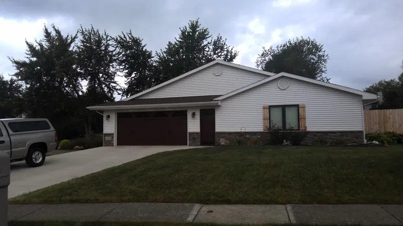 Property photo: 4728 BLUE WATER CT